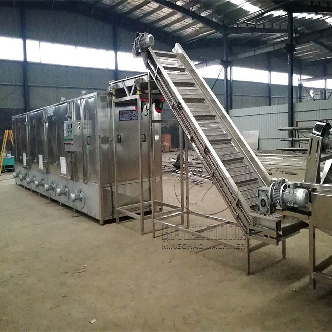 多層烘干機在果蔬菠菜烘干加工流水線中的應(yīng)用